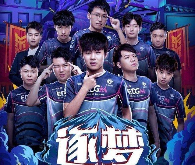 赛场上每一